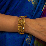 Deep Nakas Emerald Kada Kundan Bangle With White And Pink Ruby 24kt Gold polished
