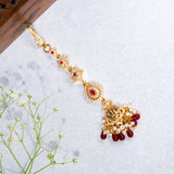 Deep Nakas Red Kundan And Polkis Gold Plated Maang Tikka