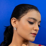 Half Star With Flower Earrings In White Gold (5B)