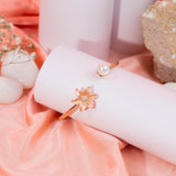 Adjustable Pearl Bracelet In Rose Gold (6C)