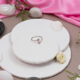 Forever shining Flower Ring in White Gold