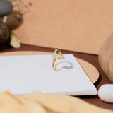 Seashell Symphony Diamond and mother of pearl Ring : Coastal Elegance with Nature's Touch