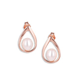 Caged pearl pendant set rose gold