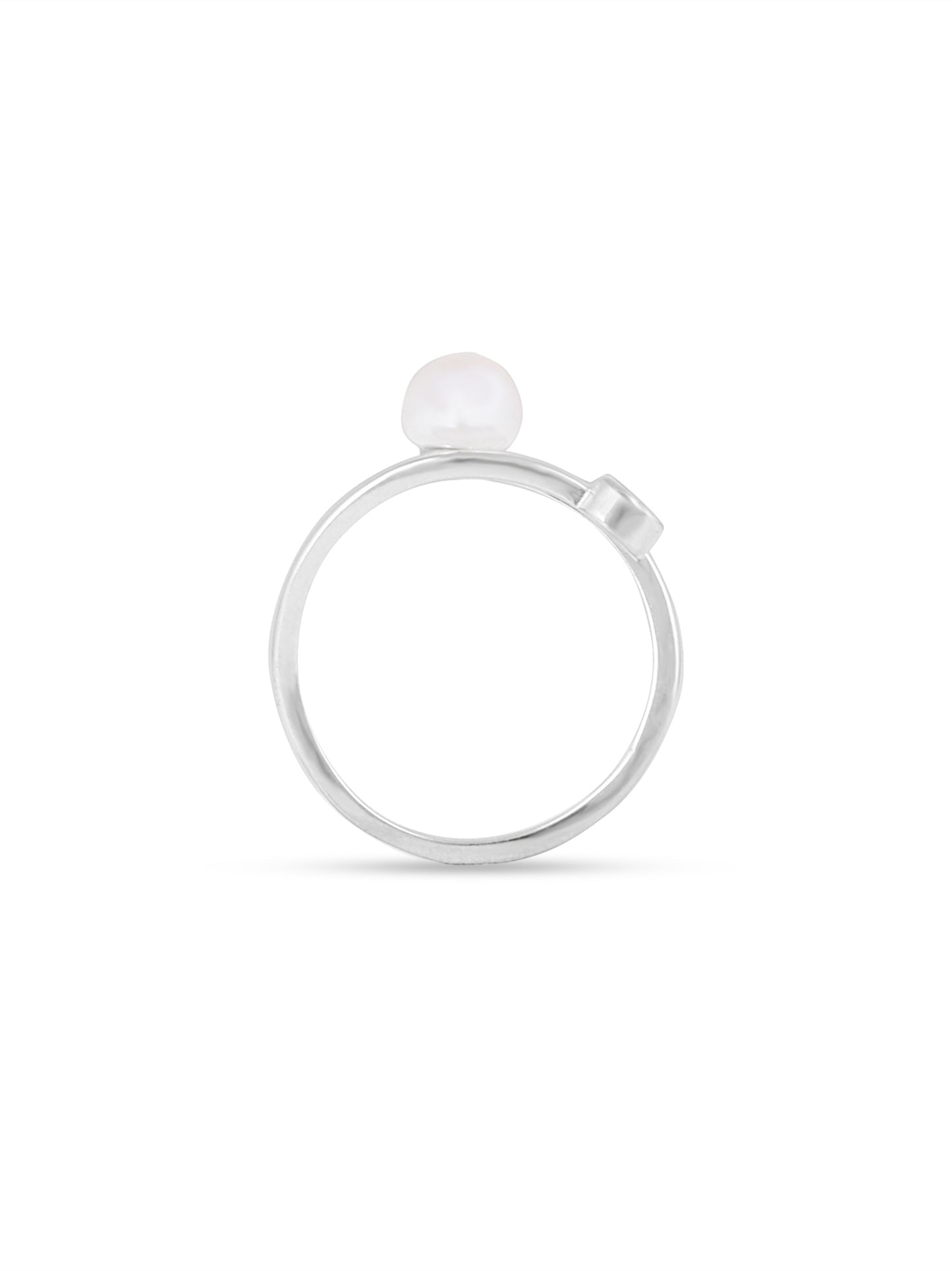 Pearl Ring White Gold