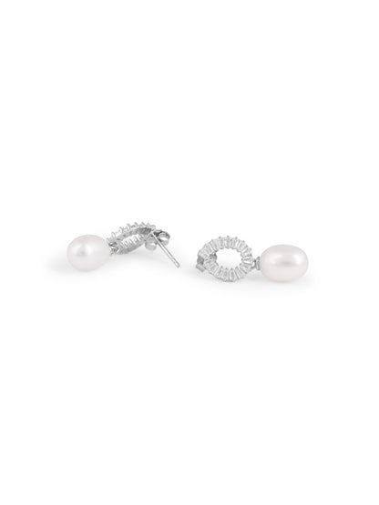 Bugget stone earrings with pearl droplets white gold