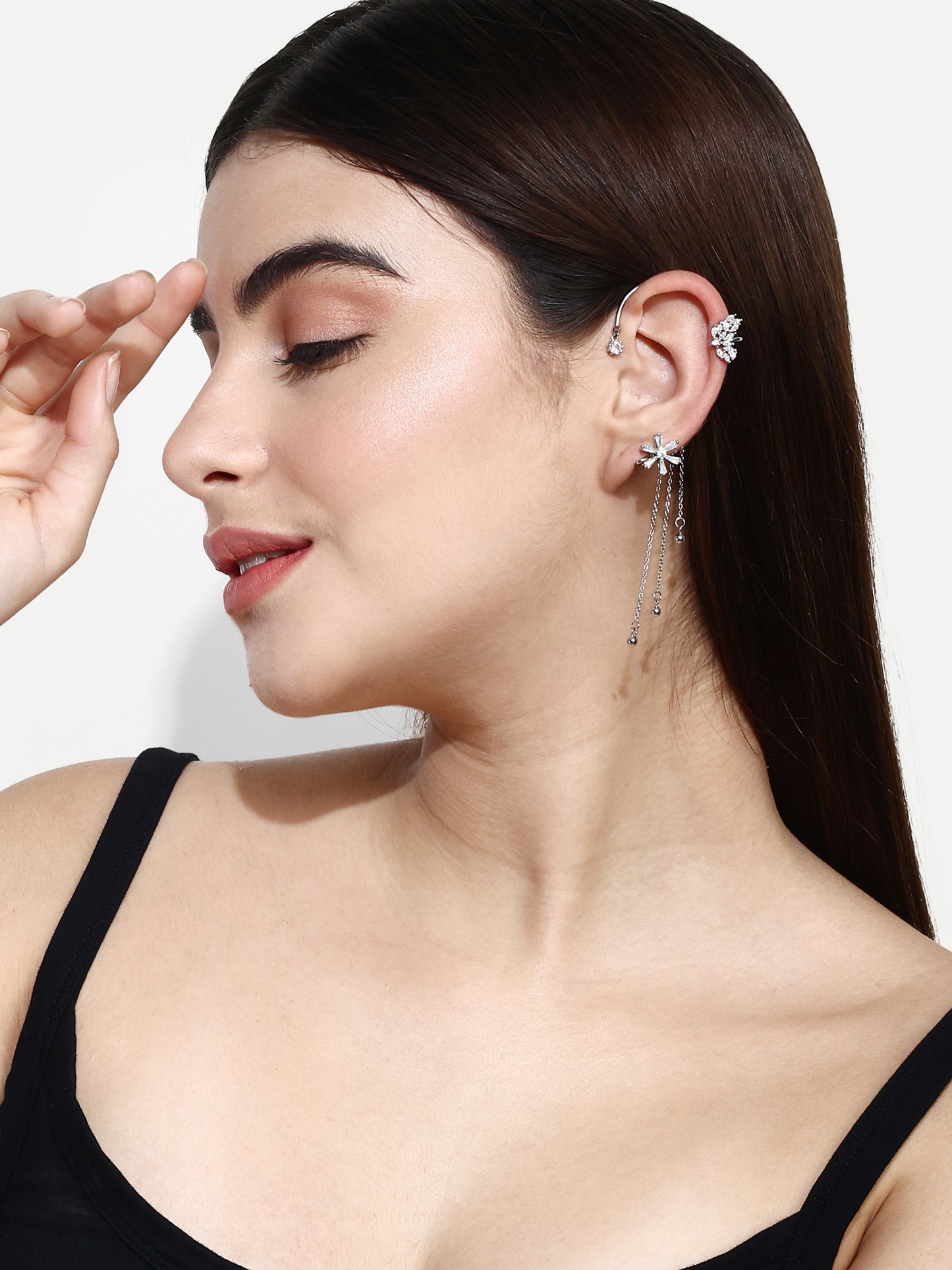 Turn all day Ear cuffs with Droplets white gold