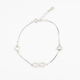 Infinity Bracelet in white Gold