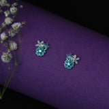 Garden of Flowers studs in White Gold