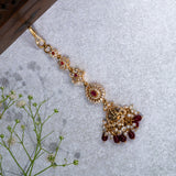 Deep Nakas Red Kundan And Polkis Gold Plated Maang Tikka