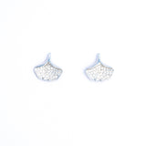 Clamp studs in White Gold
