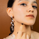 Leaf Droplets Earring In White Gold(5C)