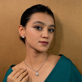 Pearl Flower Pendant Set In White Gold (10A)