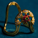 Flower In White CZ Studed Vanki Ring 18kt Gold Polish